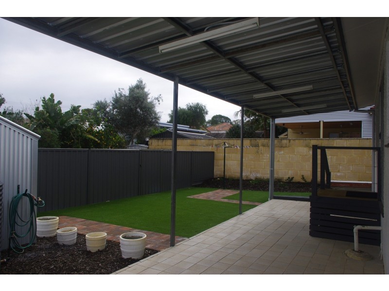 29 Victoria St, St James WA 6102