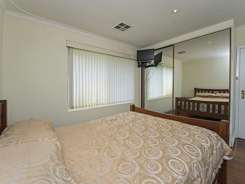 396 Abernethy Road, Cloverdale WA 6105