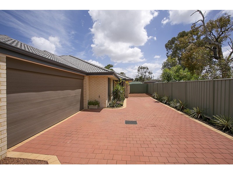 34A Sussex Road, Forrestfield WA 6058
