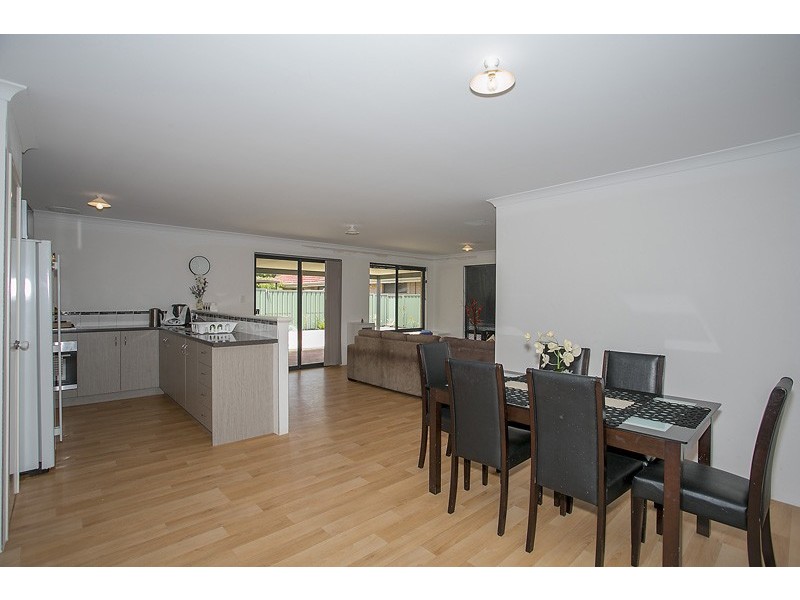 34A Sussex Road, Forrestfield WA 6058