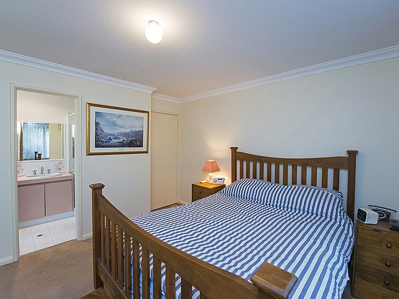 15A ESPERANCE STREET, East Victoria Park WA 6101