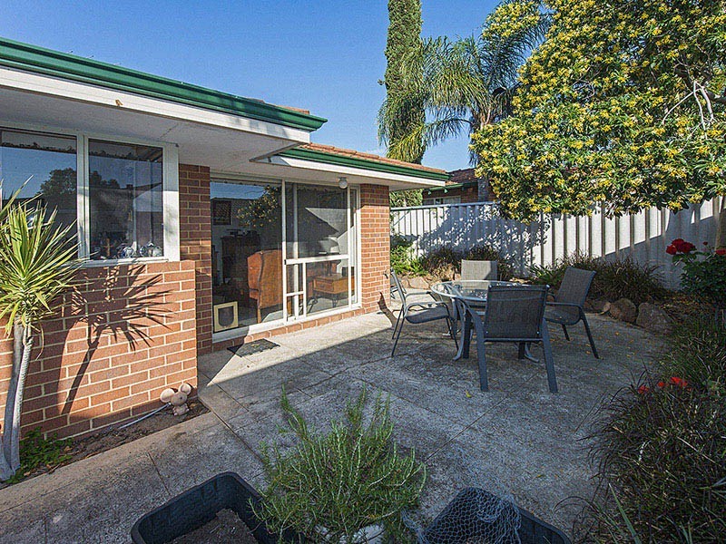 15A ESPERANCE STREET, East Victoria Park WA 6101