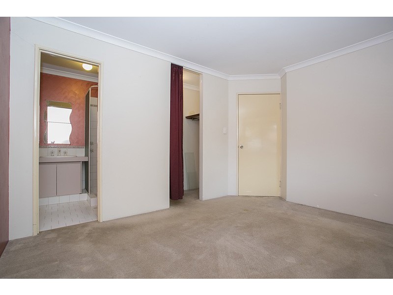 18 Wenstead Place, Stratton WA 6056