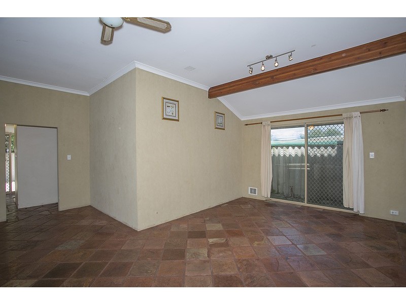 18 Wenstead Place, Stratton WA 6056