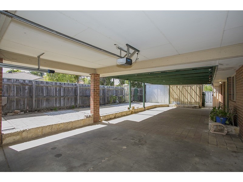 18 Wenstead Place, Stratton WA 6056