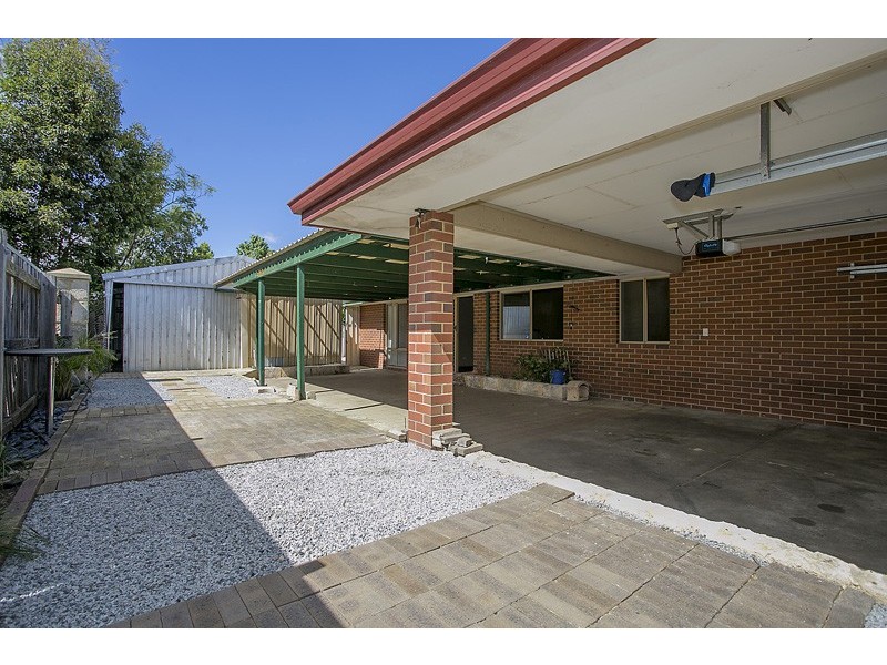 18 Wenstead Place, Stratton WA 6056