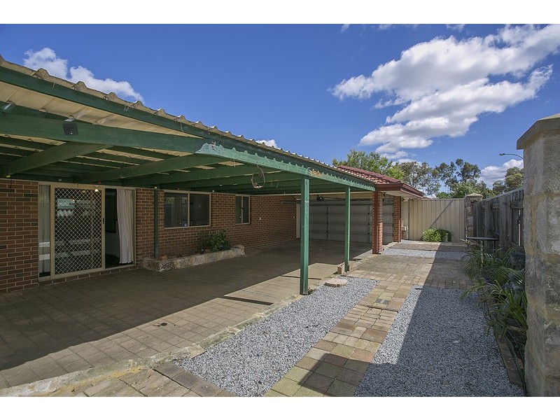 18 Wenstead Place, Stratton WA 6056