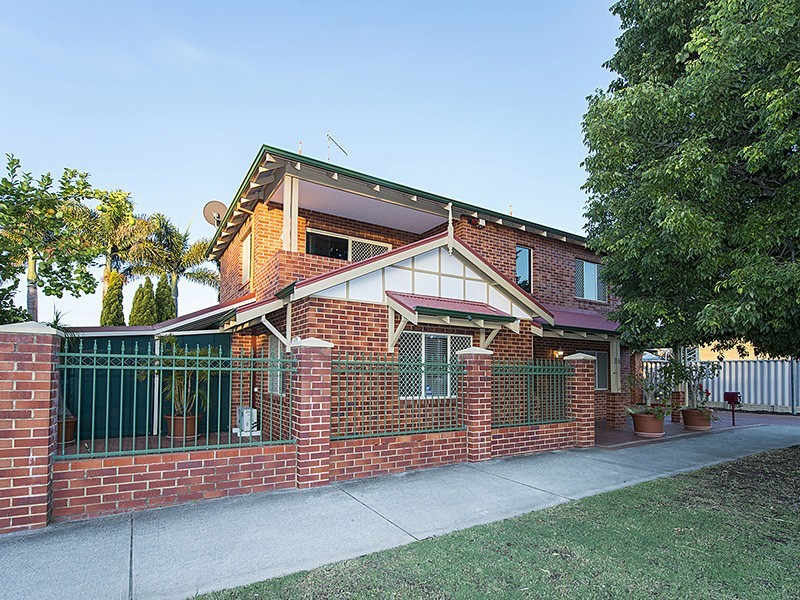 96 Hordern Street, Victoria Park WA 6100