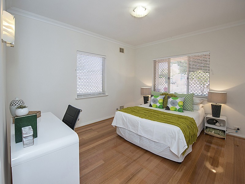 96 Hordern Street, Victoria Park WA 6100