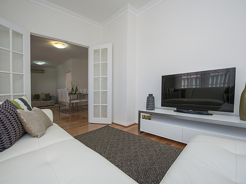 96 Hordern Street, Victoria Park WA 6100