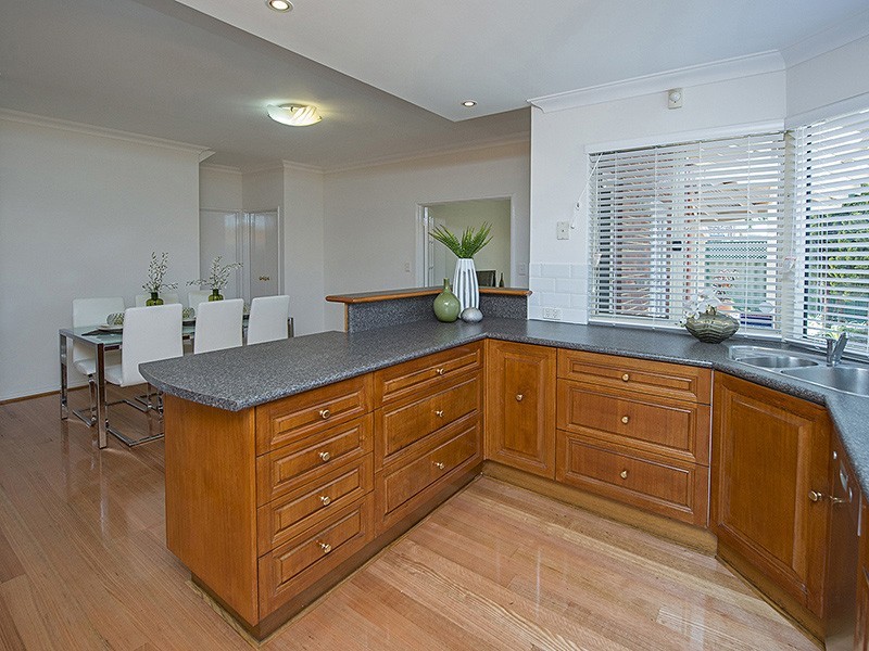 96 Hordern Street, Victoria Park WA 6100