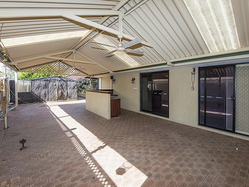 3 Azalea Place, Ballajura WA 6066