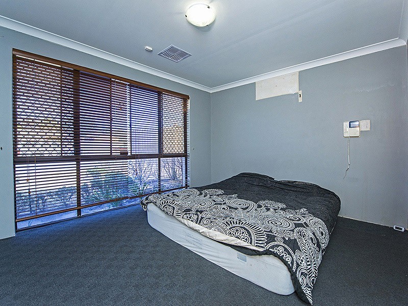 3 Azalea Place, Ballajura WA 6066