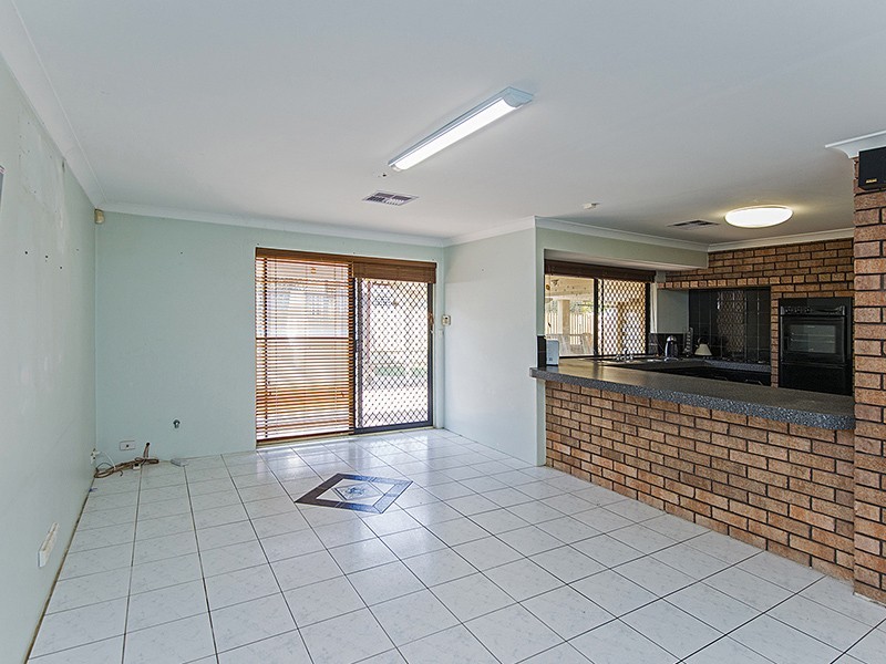 3 Azalea Place, Ballajura WA 6066