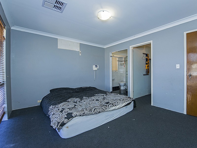3 Azalea Place, Ballajura WA 6066
