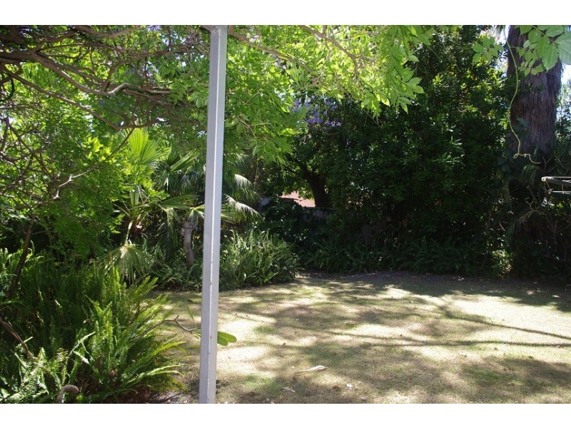 51 Walpole, St James WA 6102