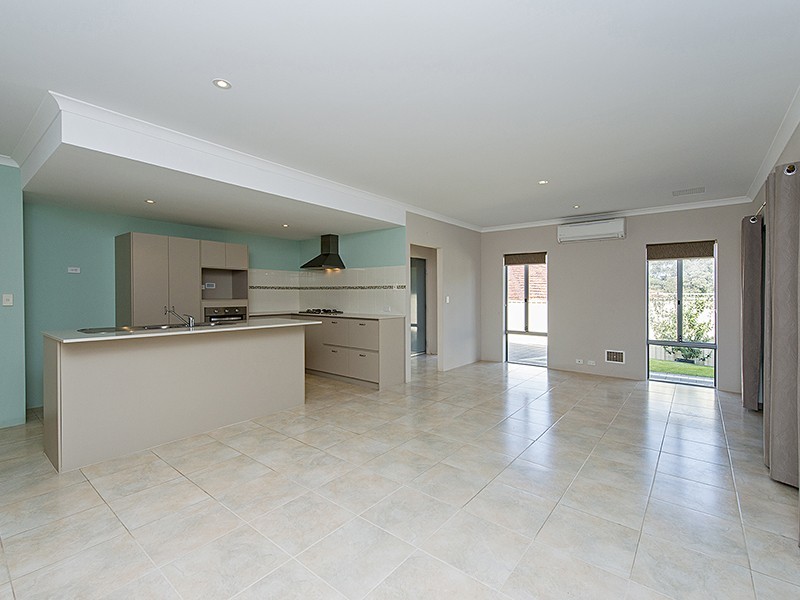 9A Preece Street, Forrestfield WA 6058