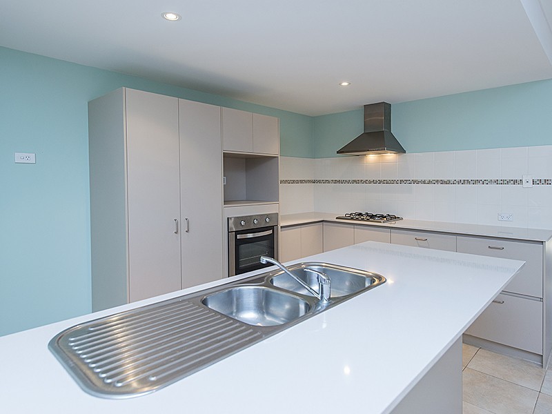 9A Preece Street, Forrestfield WA 6058