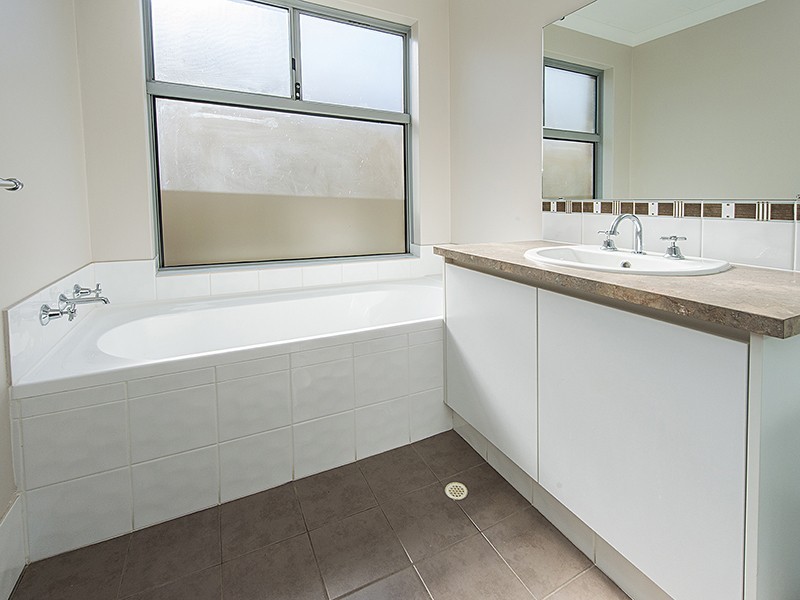 9A Preece Street, Forrestfield WA 6058