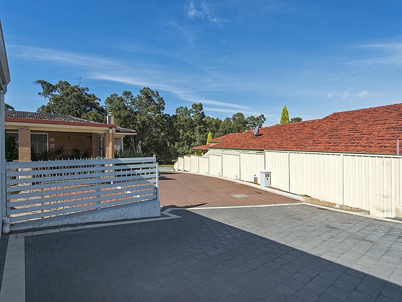 9A Preece Street, Forrestfield WA 6058