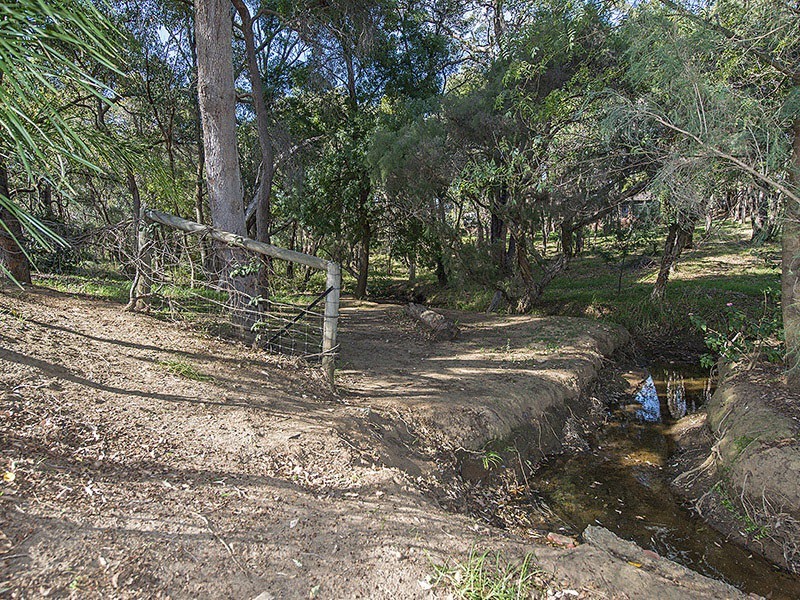 9A Preece Street, Forrestfield WA 6058