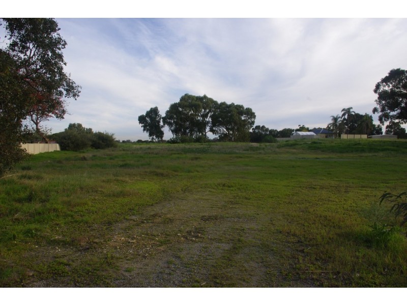 204 Brentwood Rd, Kenwick WA 6107