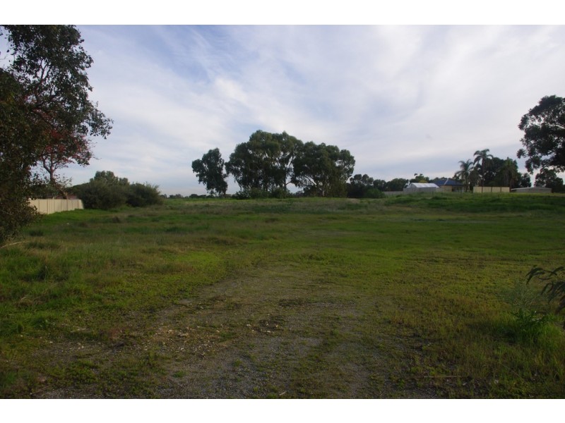 204 Brentwood Rd, Kenwick WA 6107