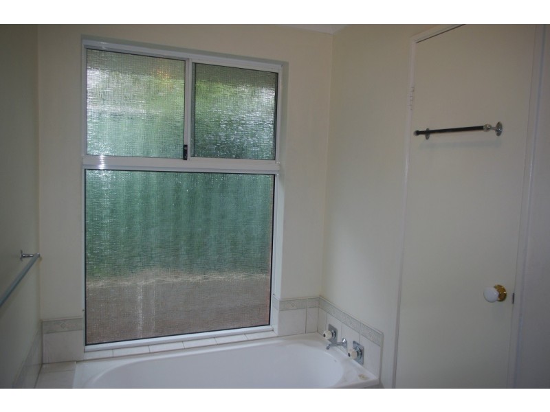 40 Asteroid Way, Carlisle WA 6101