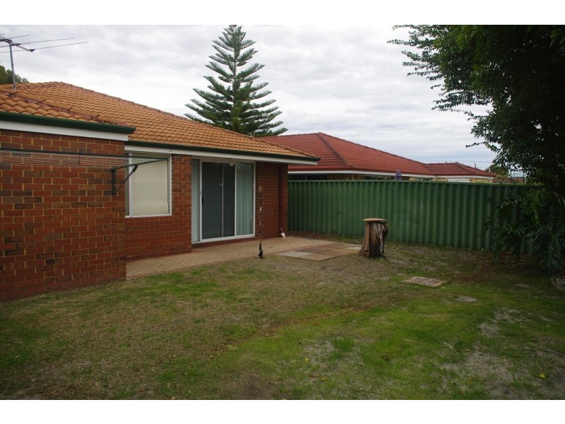 40 Asteroid Way, Carlisle WA 6101