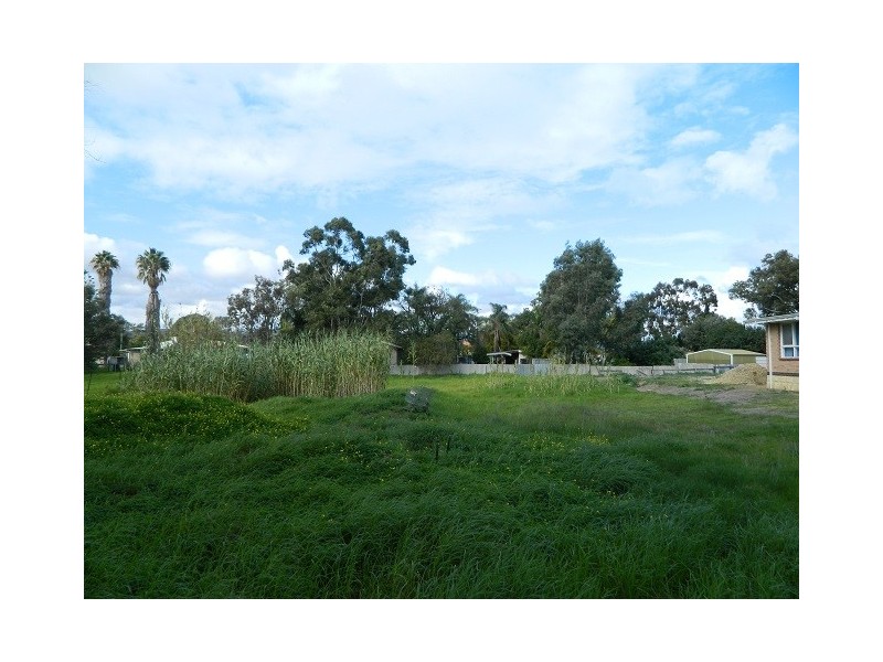 28 Morley Street, Maddington WA 6109