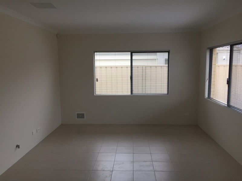 3/20 Heaney Way, Canning Vale WA 6155