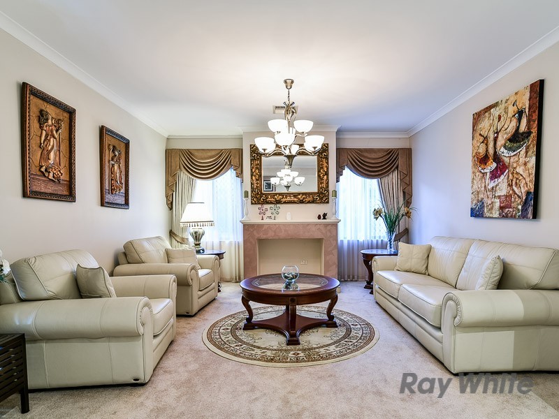 16 Bering Promenade, Canning Vale WA 6155