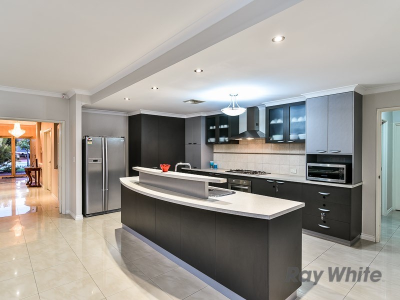 16 Bering Promenade, Canning Vale WA 6155