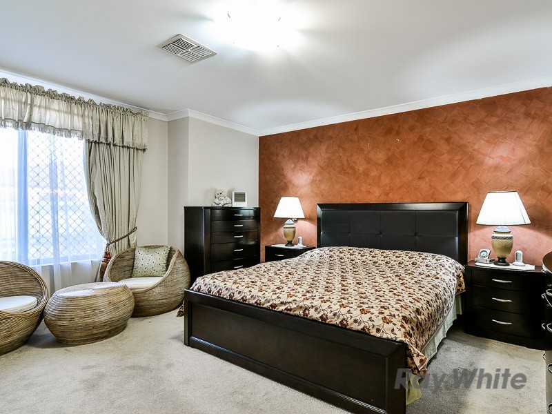 16 Bering Promenade, Canning Vale WA 6155