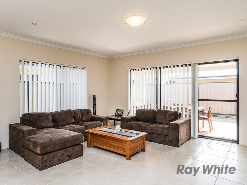 42 Macmillan Boulevard, Canning Vale WA 6155