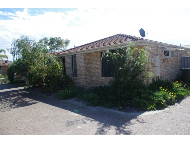 7/285 Wharf Street, Queens Park WA 6107