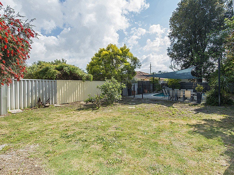 79 Arlunya Ave, Cloverdale WA 6105