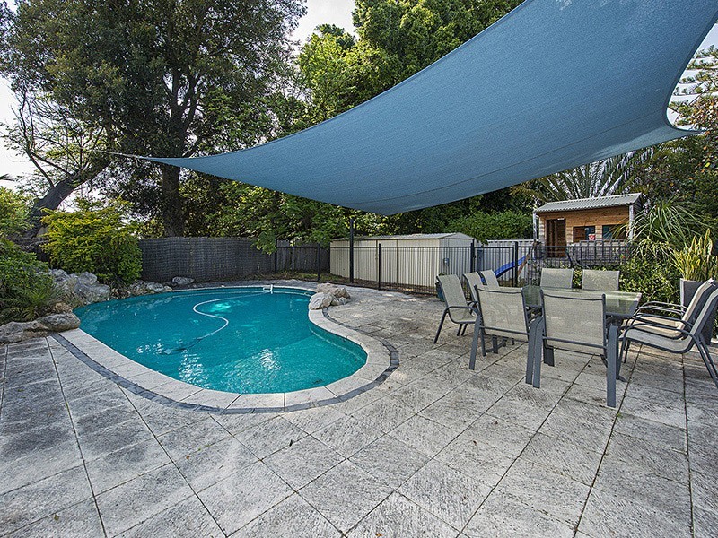 79 Arlunya Ave, Cloverdale WA 6105