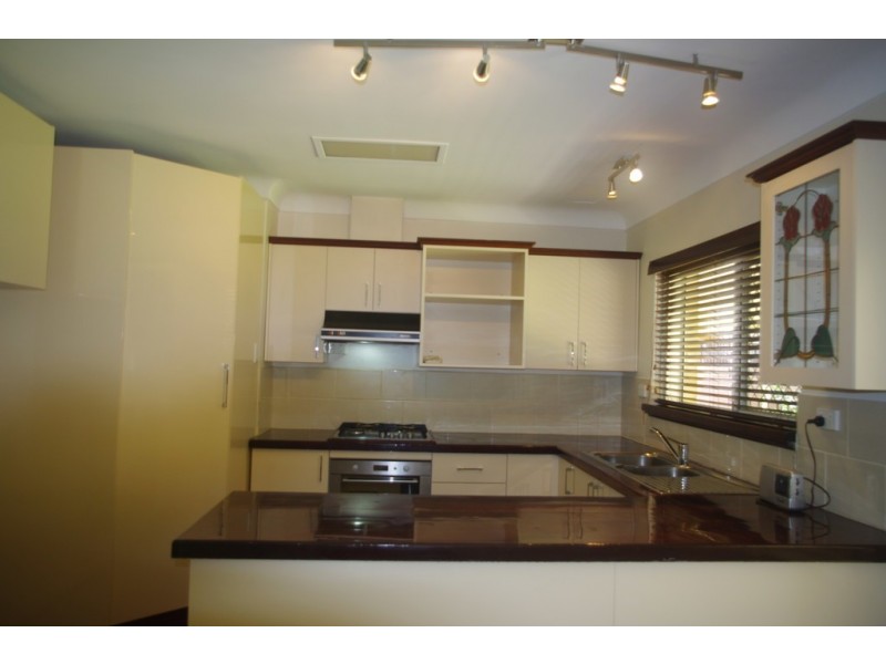 18 Boulder St, Bentley WA 6102