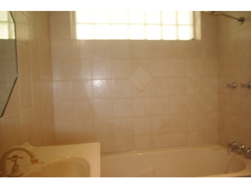 18 Boulder St, Bentley WA 6102