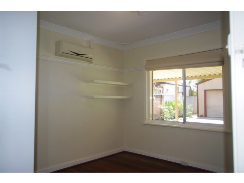 18 Boulder St, Bentley WA 6102