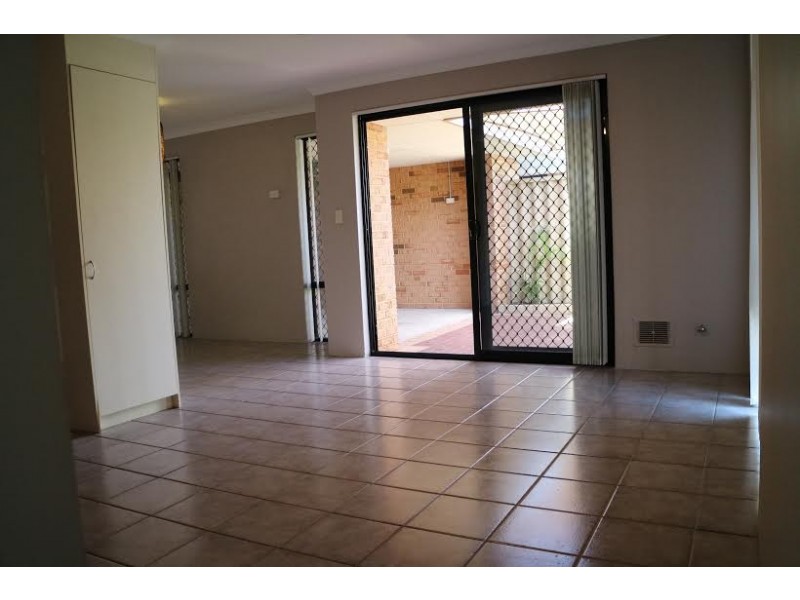 215B Shepperton Rd, East Victoria Park WA 6101