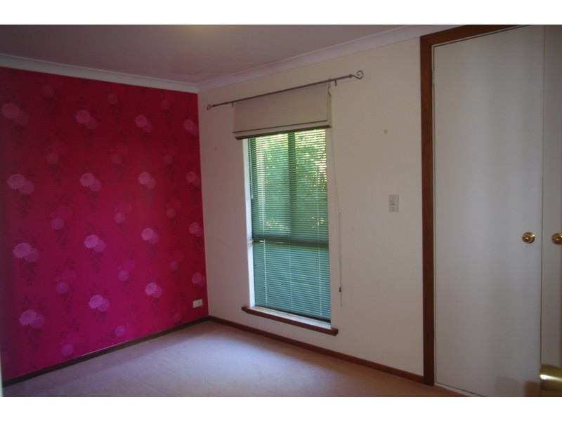 6 Moingup Street, Lesmurdie WA 6076