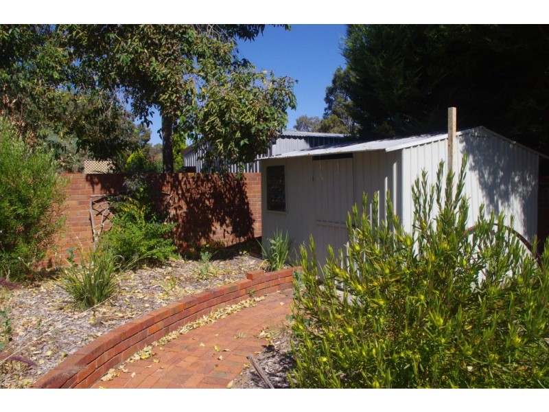 6 Moingup Street, Lesmurdie WA 6076