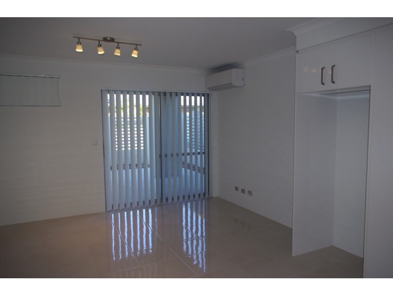 1 / 190 Surrey Road, Rivervale WA 6103