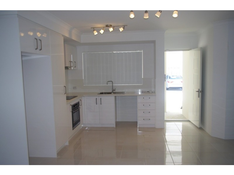 1 / 190 Surrey Road, Rivervale WA 6103