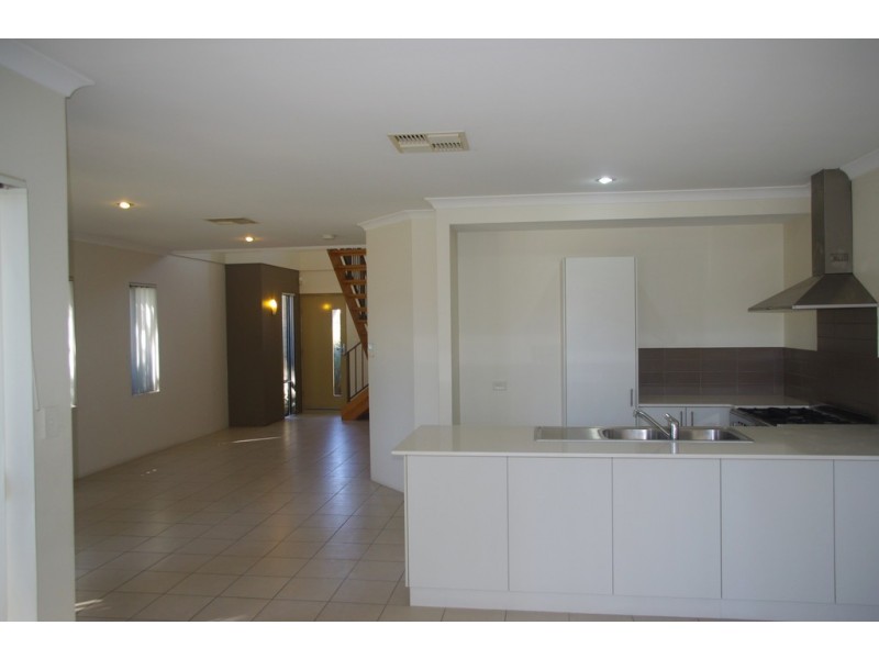 227A Belmont Avenue, Cloverdale WA 6105