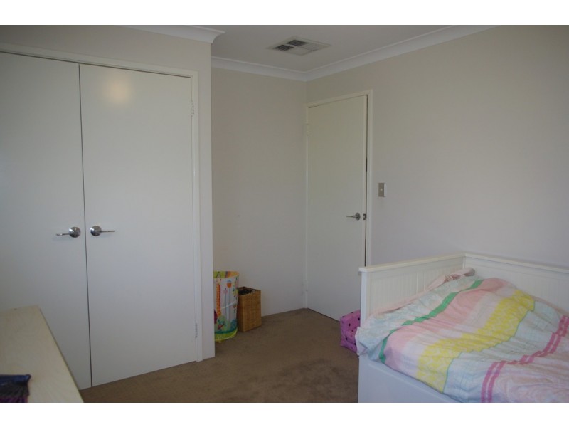 14 McKim Street, Canning Vale WA 6155
