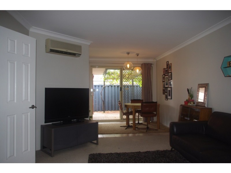 104A Hubert St, East Victoria Park WA 6101