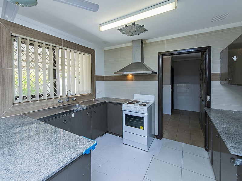 192 Corinthian Rd East, Riverton WA 6148